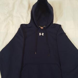 Under armour hoodie. Youth/teen small, also could be ladies s/x's.